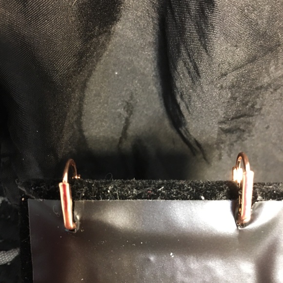 Golden NYC Jewelry Rose Gold Plated Sim.Earrings - Picture 9 of 9